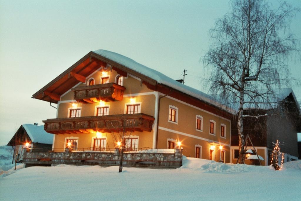 Villa Sunnhof Oberhofen am Irrsee Exterior foto